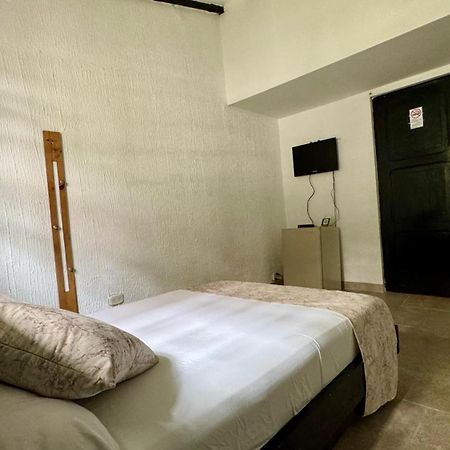 Hotel Premium Real Μεντεγίν Εξωτερικό φωτογραφία