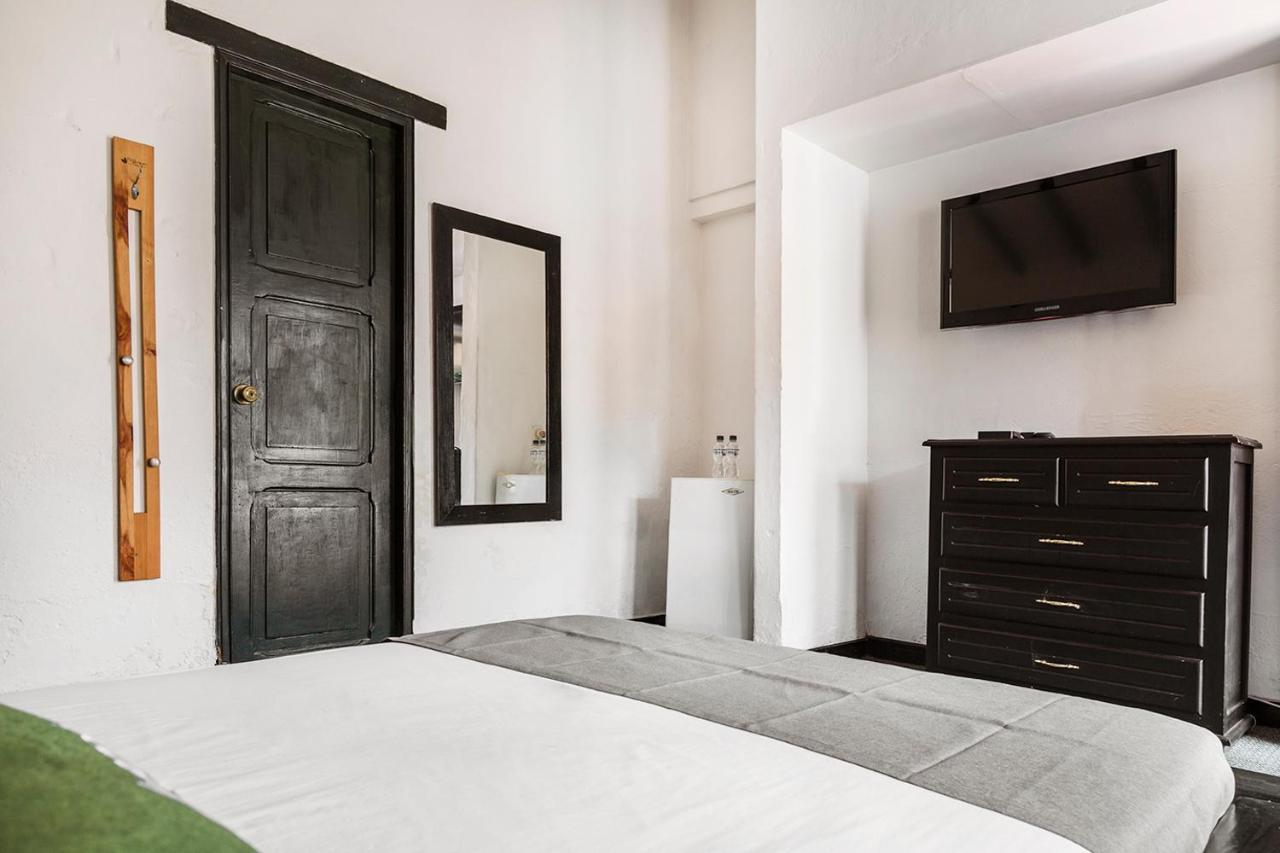 Hotel Premium Real Μεντεγίν Εξωτερικό φωτογραφία