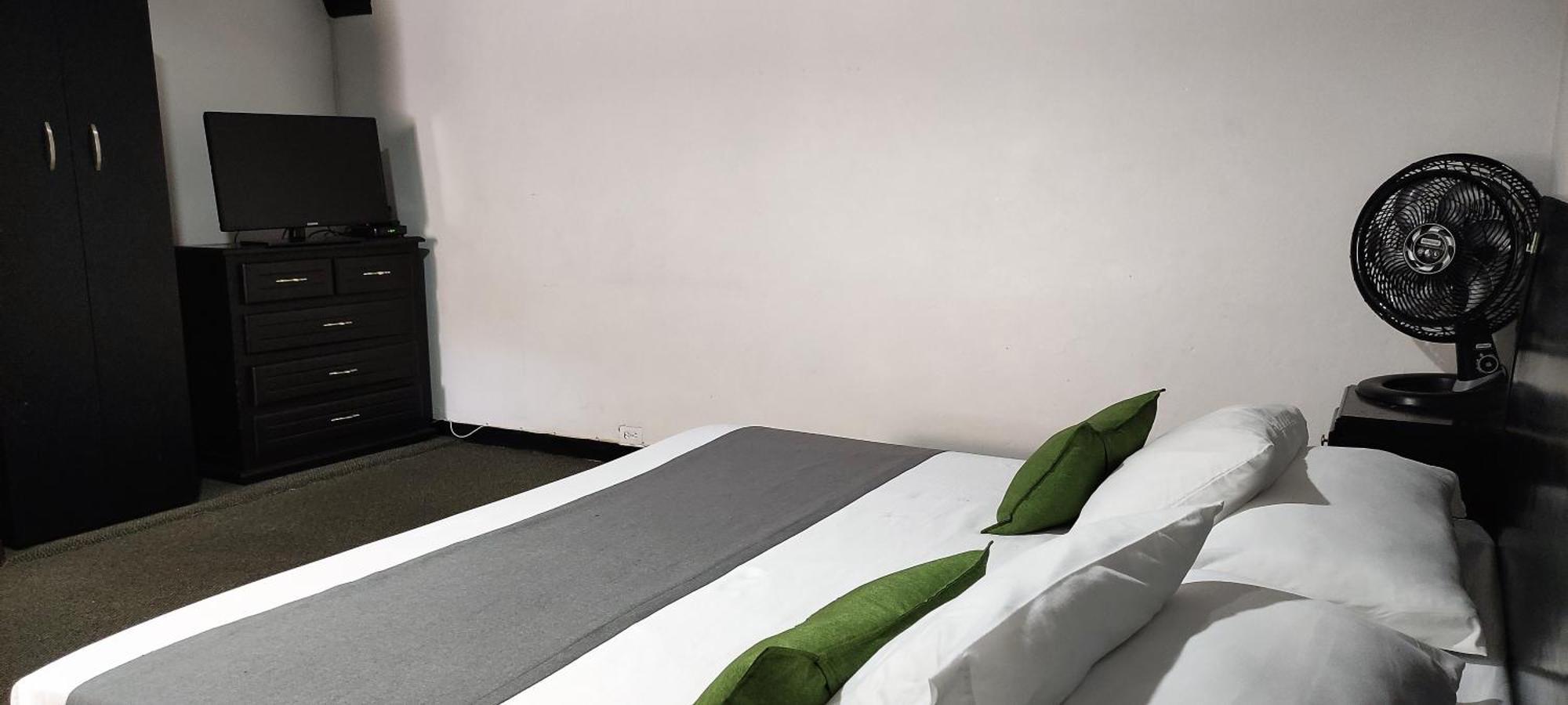 Hotel Premium Real Μεντεγίν Εξωτερικό φωτογραφία