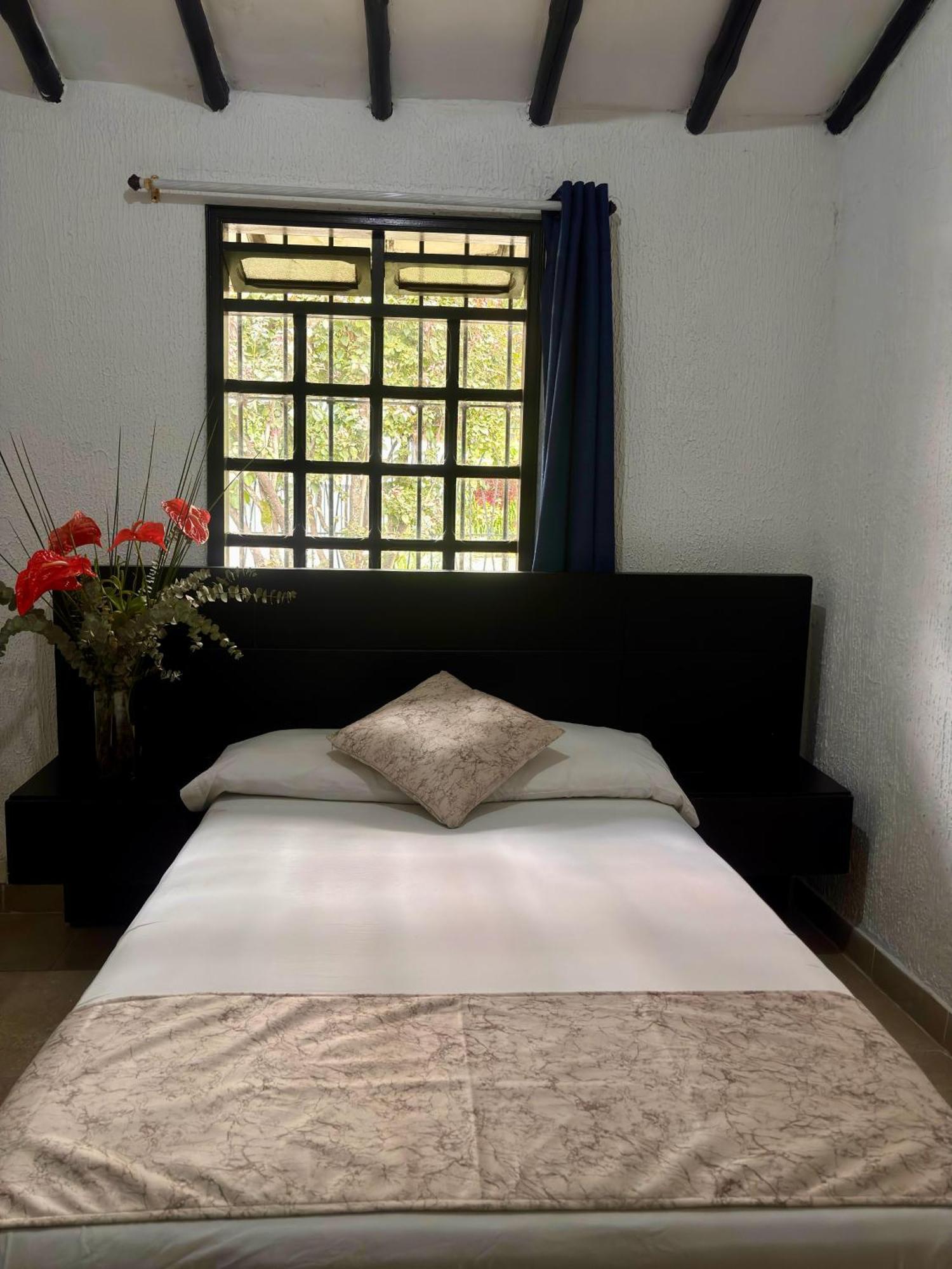 Hotel Premium Real Μεντεγίν Εξωτερικό φωτογραφία