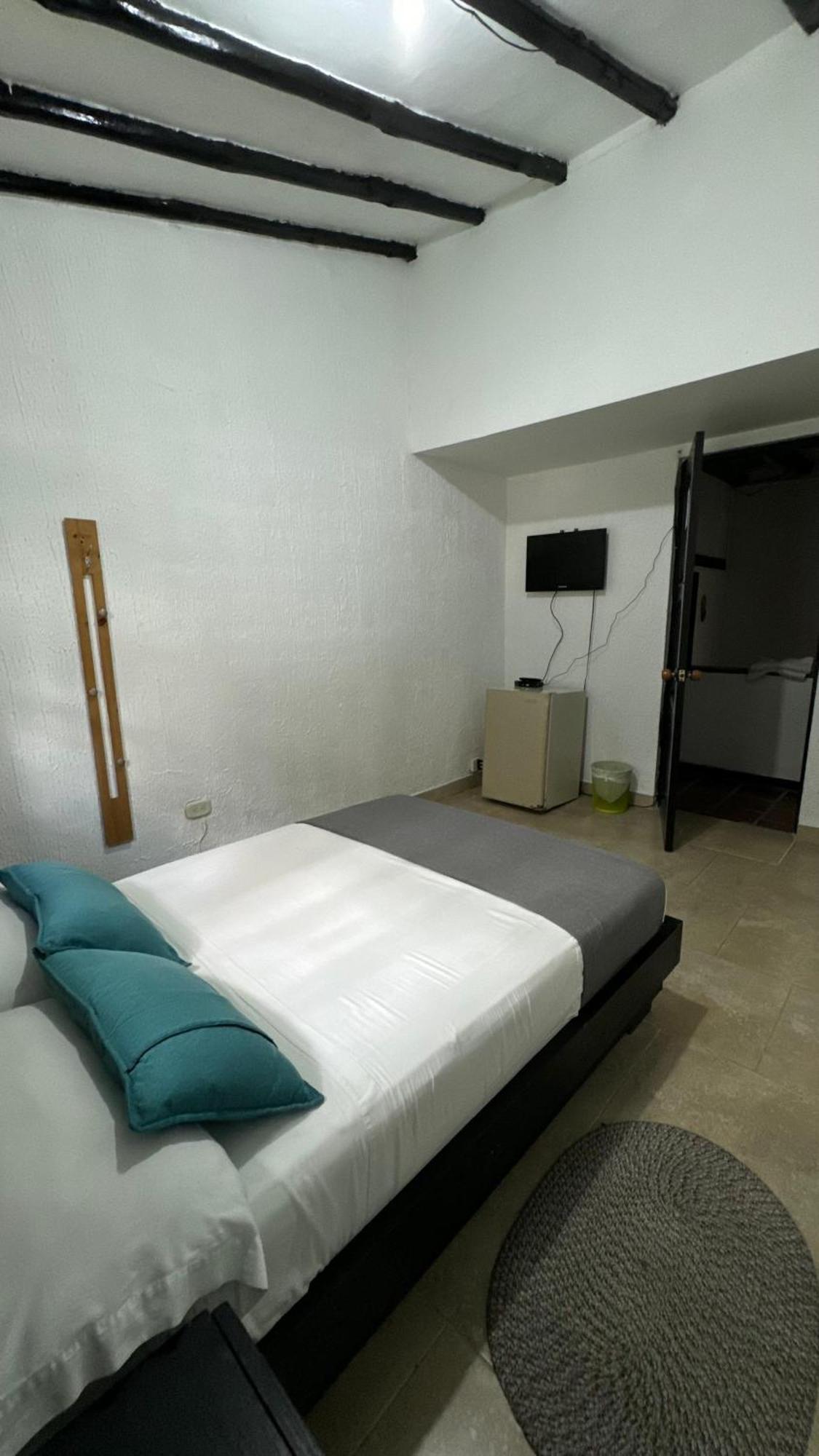 Hotel Premium Real Μεντεγίν Εξωτερικό φωτογραφία