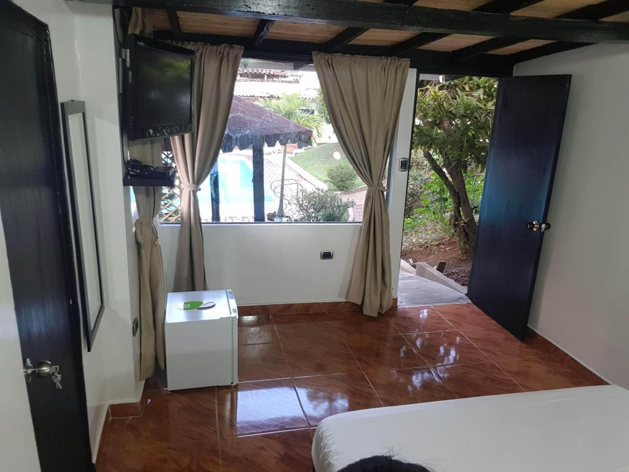 Hotel Premium Real Μεντεγίν Εξωτερικό φωτογραφία