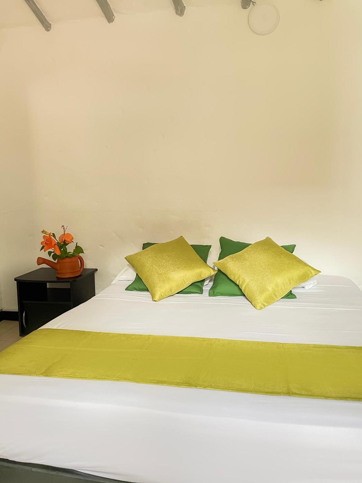 Hotel Premium Real Μεντεγίν Εξωτερικό φωτογραφία