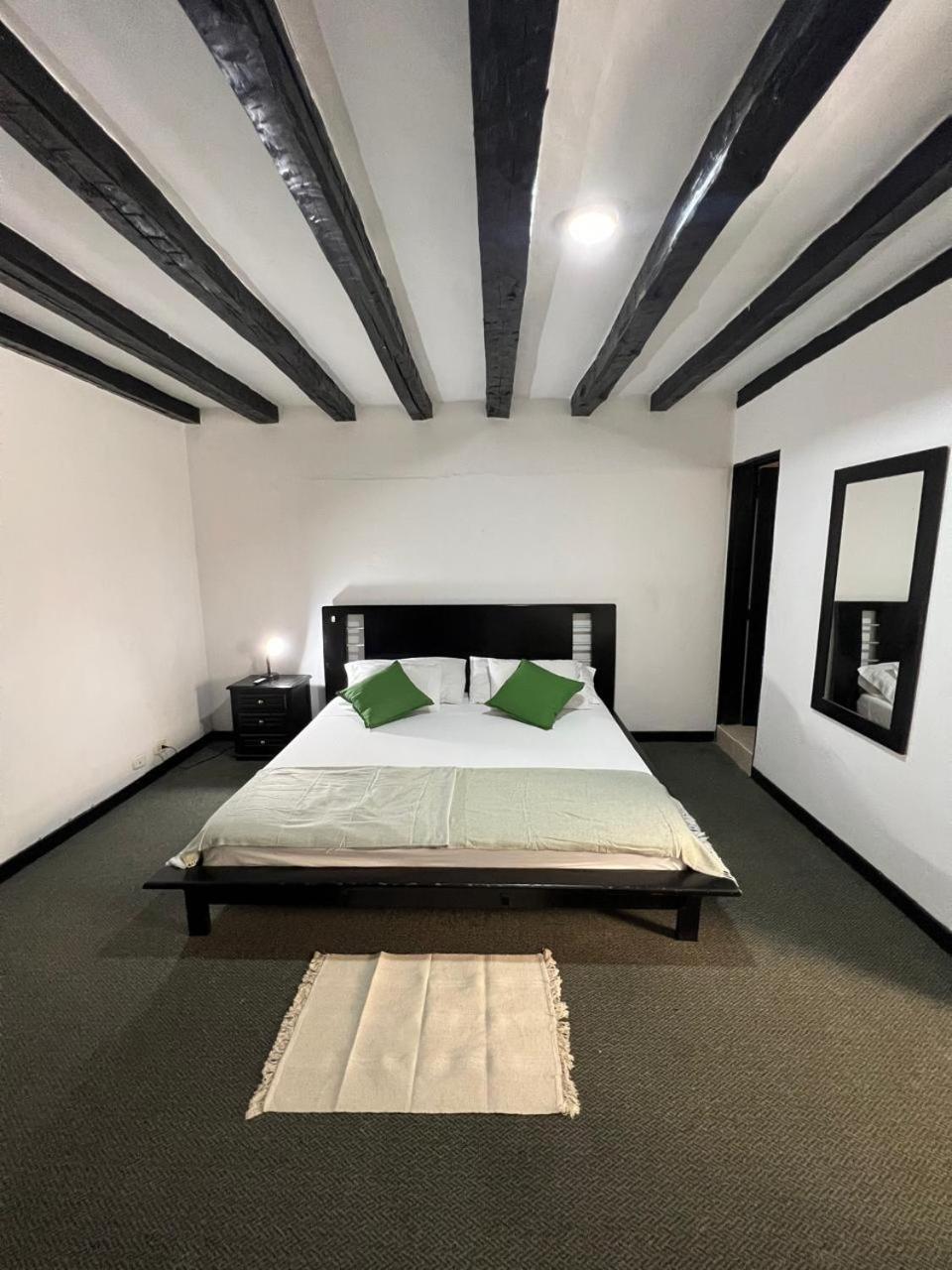 Hotel Premium Real Μεντεγίν Εξωτερικό φωτογραφία